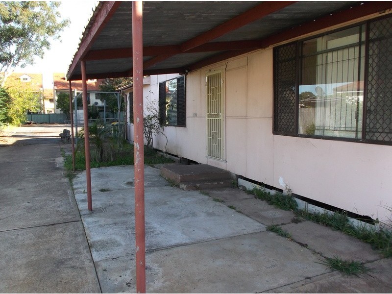 10  Steel Street, South Granville NSW 2142