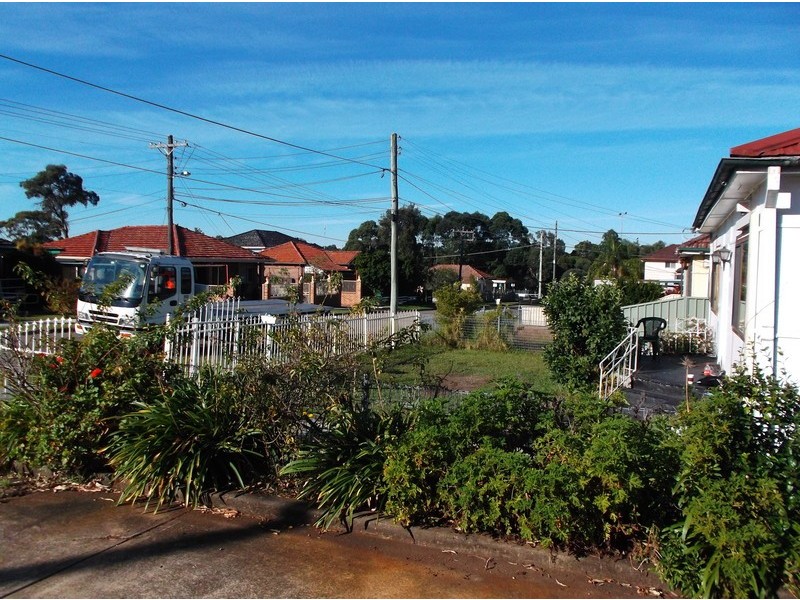 10  Steel Street, South Granville NSW 2142