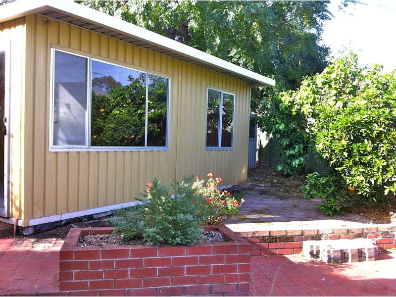 6a Purdom Rd, Wembley Downs WA 6019