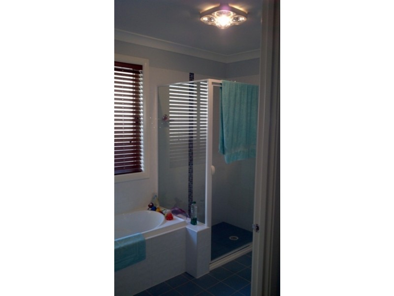 19 Gordon St, East Branxton NSW 2335