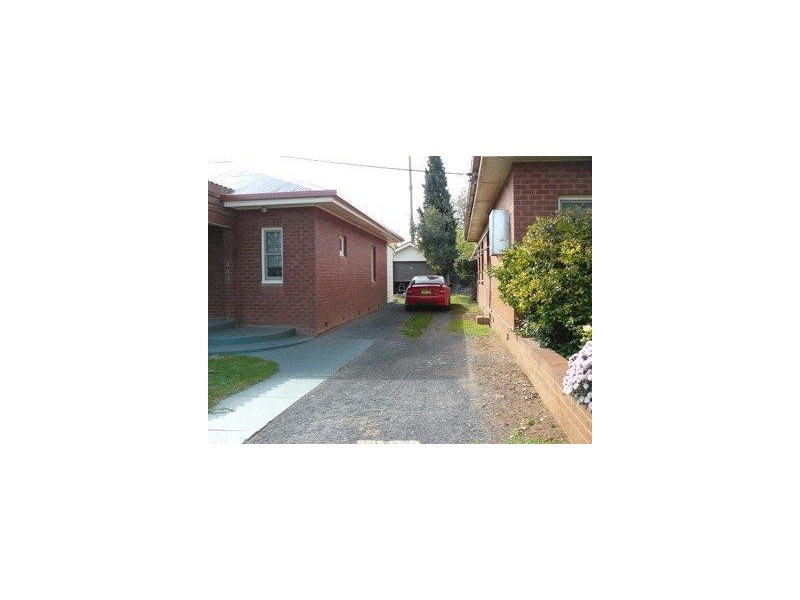 4 Rose Street, Parkes NSW 2870