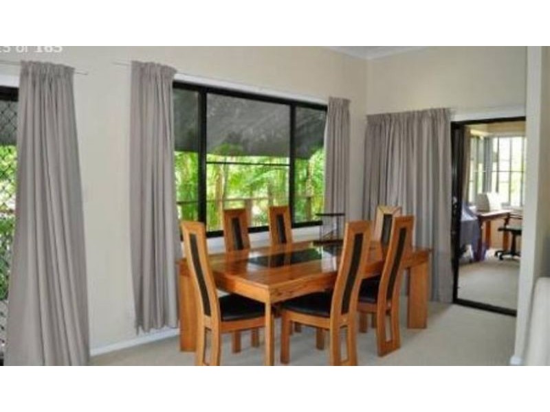 8 Casey Street, Mareeba QLD 4880