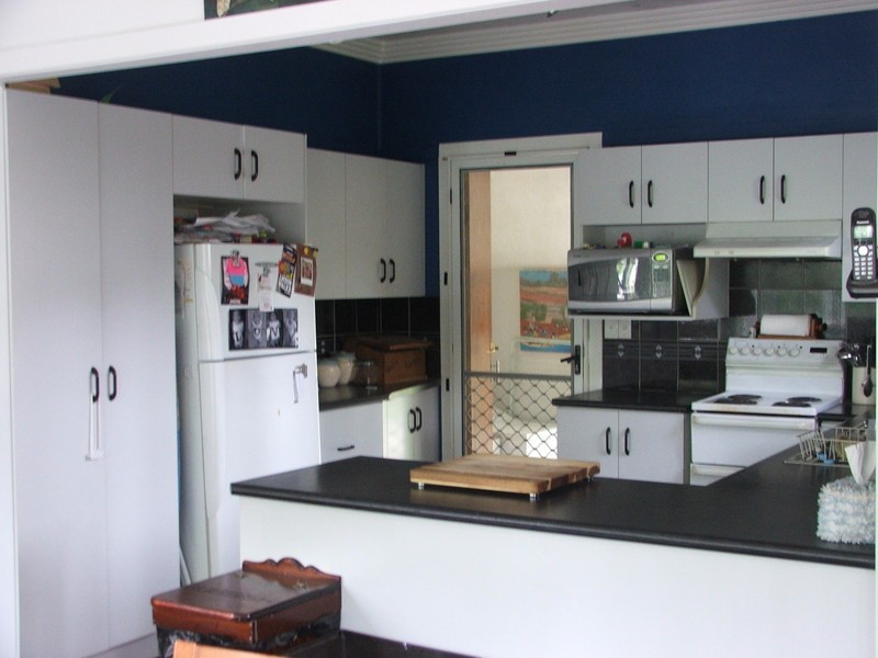 272 Upper Dawson Road, The Range QLD 4700