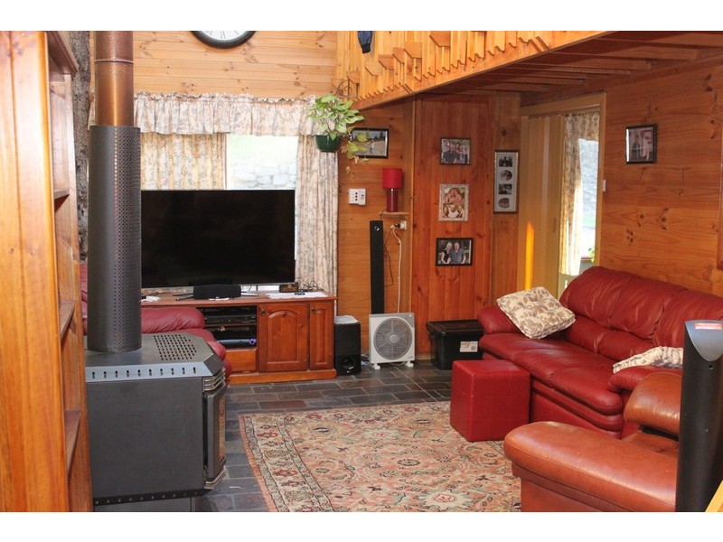 32 Native Corners Road, Campania TAS 7026