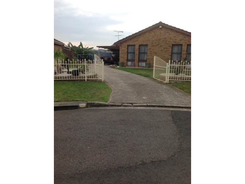 6 Kearney Pl, Bonnyrigg NSW 2177