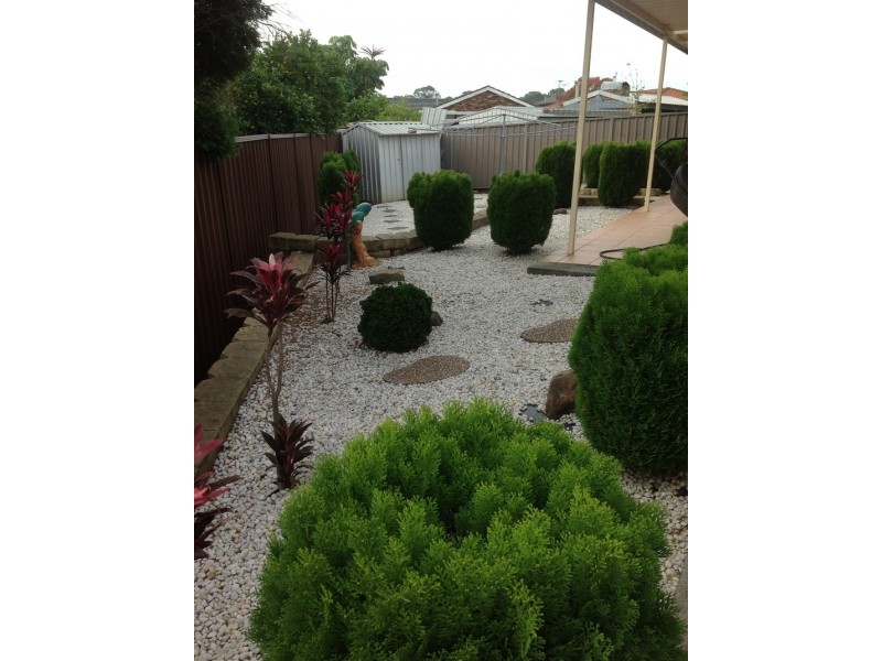 6 Kearney Pl, Bonnyrigg NSW 2177