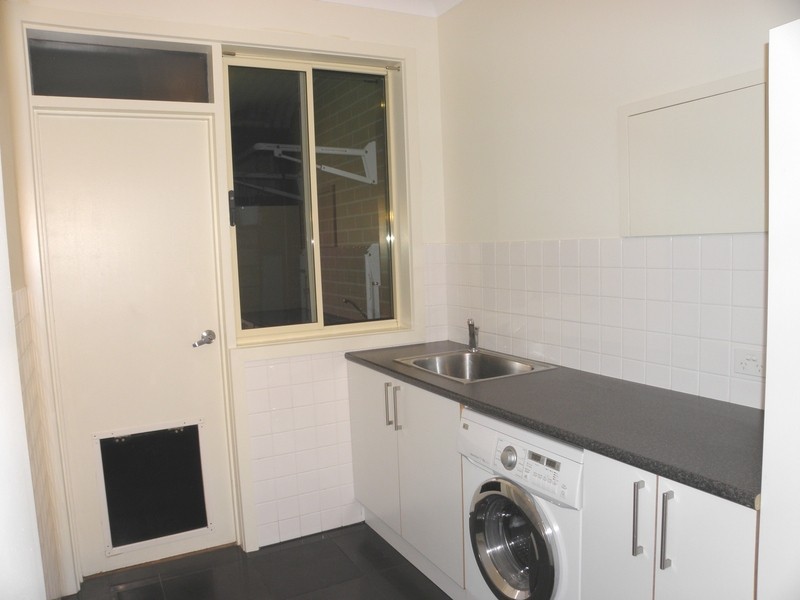 28 Highfield Drive, Aberfoyle Park SA 5159