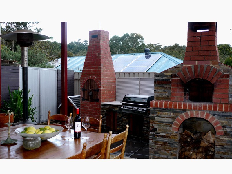 28 Highfield Drive, Aberfoyle Park SA 5159