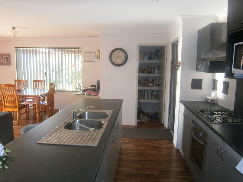 5 Hoskins Way, Australind WA 6233