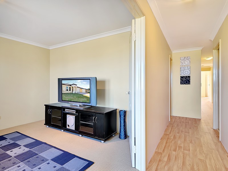 1  Hanoi Way, Hocking WA 6065
