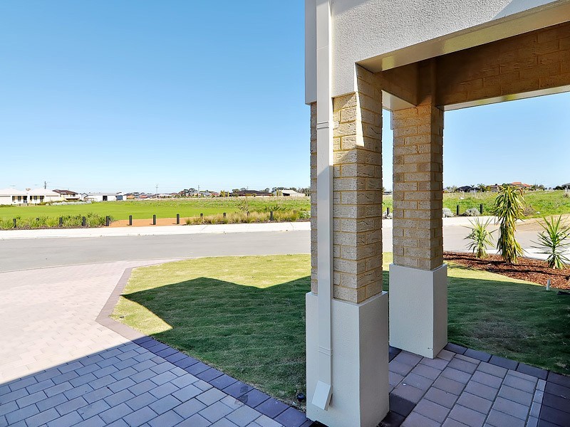 1  Hanoi Way, Hocking WA 6065