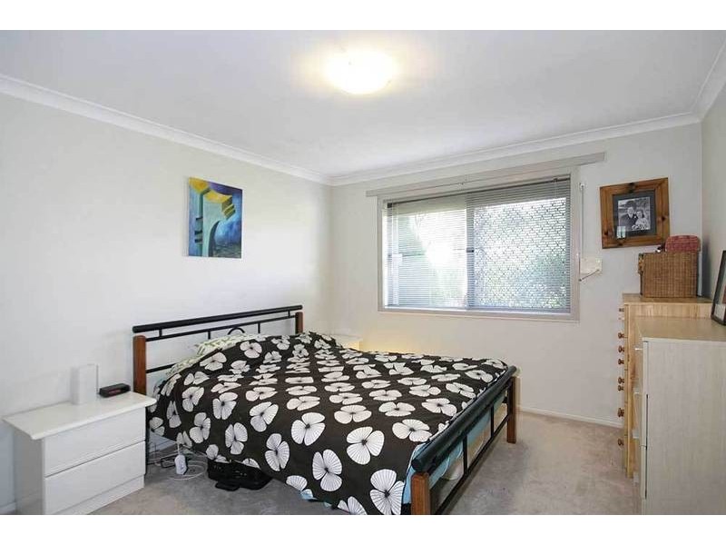 2 Hunt Place, Parmelia WA 6167