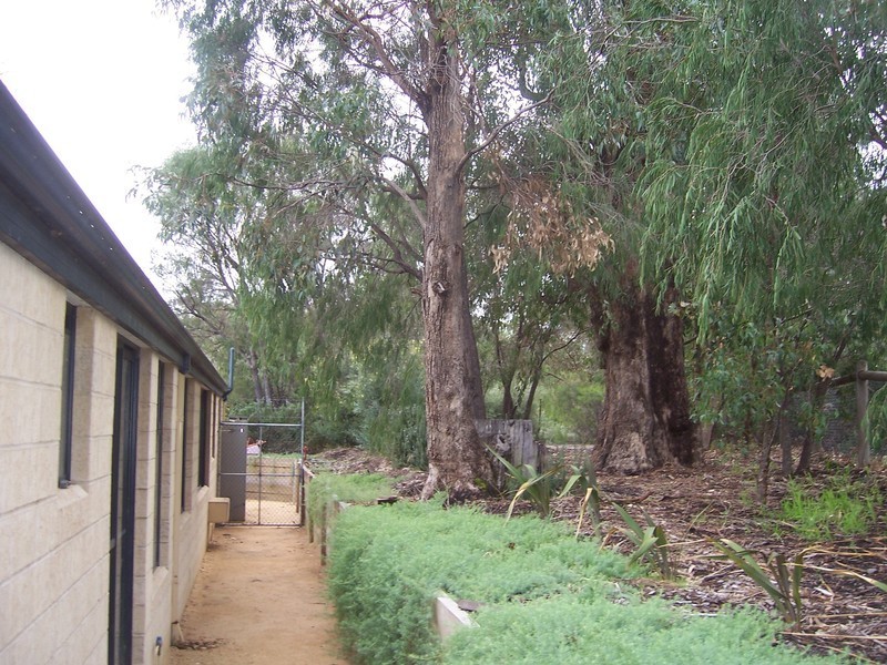 16 Kardan Way, Dalyellup WA 6230