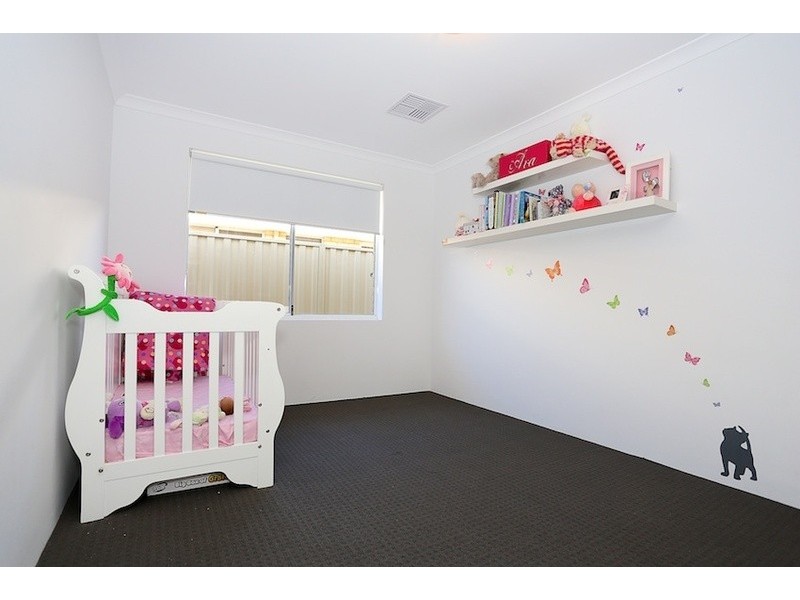 8 Virginia Turn, Madora Bay WA 6210