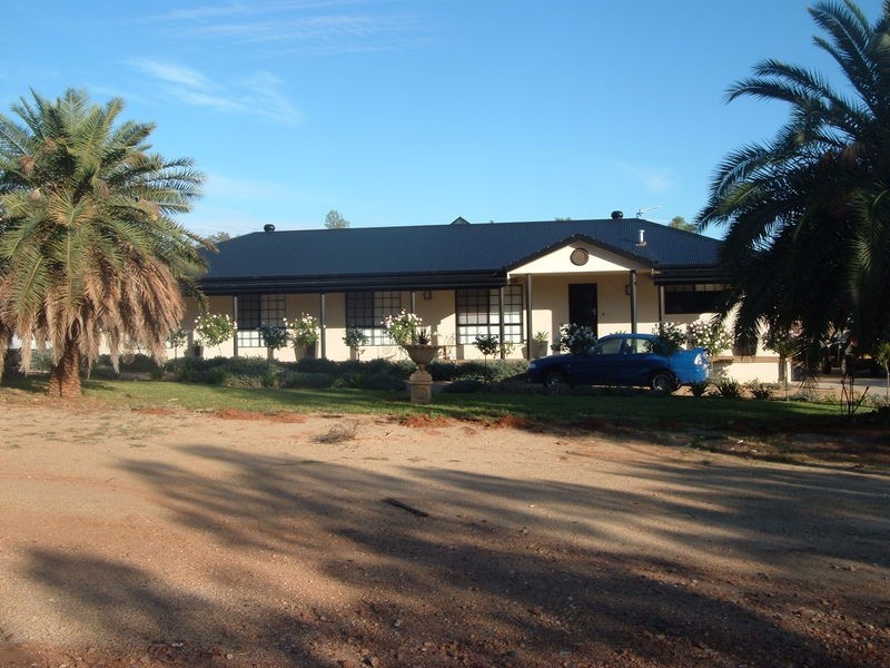 45 Rannock Road “Victoria Park”, Coolamon NSW 2701
