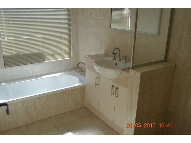 7 Drosera Turn, Halls Head WA 6210