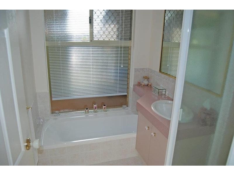 2 Walsh Avenue, Redcliffe WA 6104