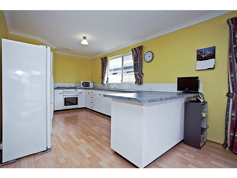 7 Babbler Turn, Beechboro WA 6063