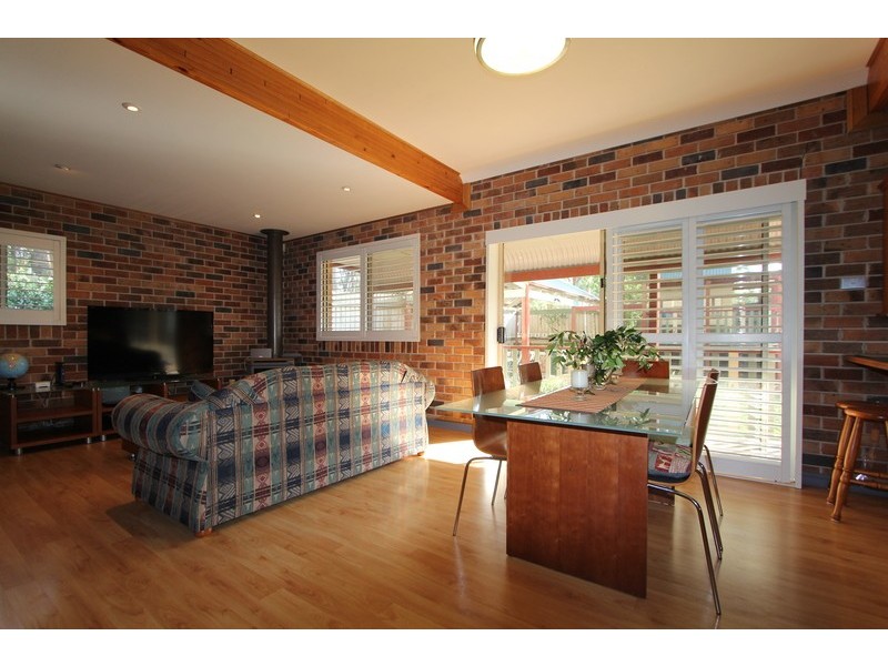 17 Honeyeater Place, Tingira Heights NSW 2290