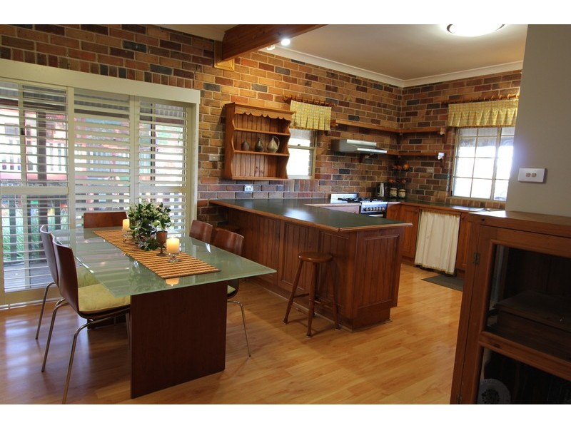 17 Honeyeater Place, Tingira Heights NSW 2290