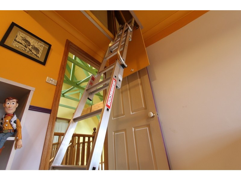 17 Honeyeater Place, Tingira Heights NSW 2290