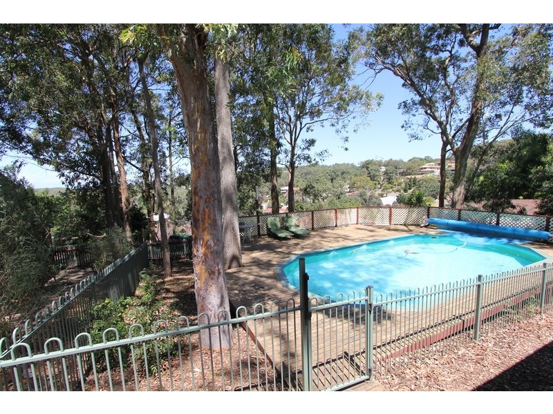 17 Honeyeater Place, Tingira Heights NSW 2290