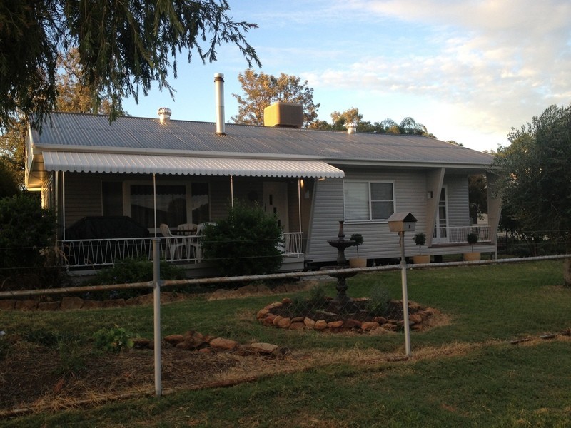 40 Taylor Street, Roma QLD 4455
