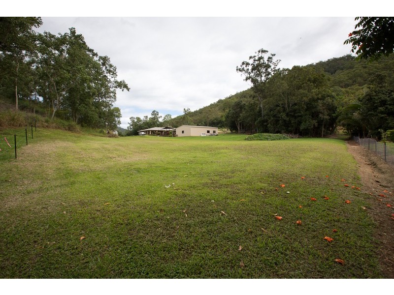 7 Pyramid Close, Gordonvale QLD 4865