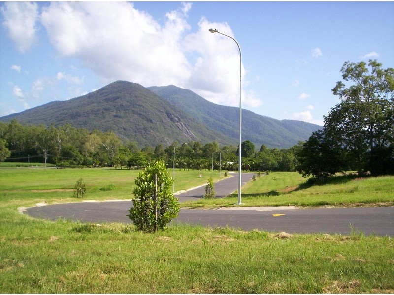 7 Pyramid Close, Gordonvale QLD 4865