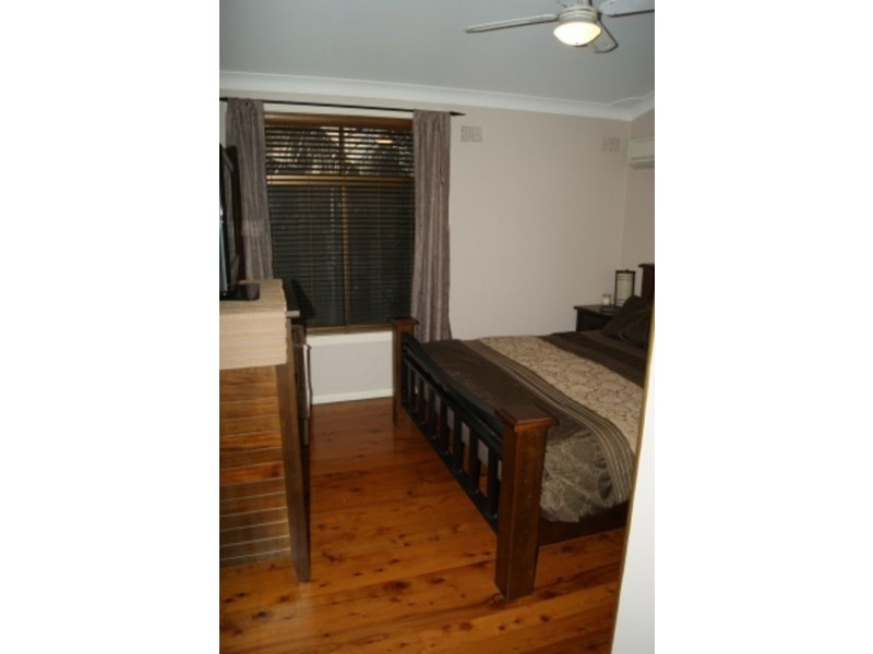 1 Robyn Rd, Albion Park Rail NSW 2527