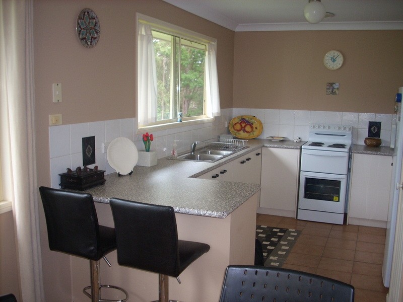 13 Shelly Crescent, Lamb Island QLD 4184