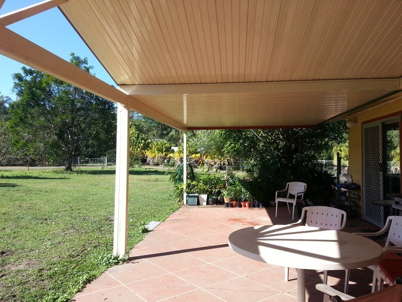 77 Hardwood Road, Landsborough QLD 4550