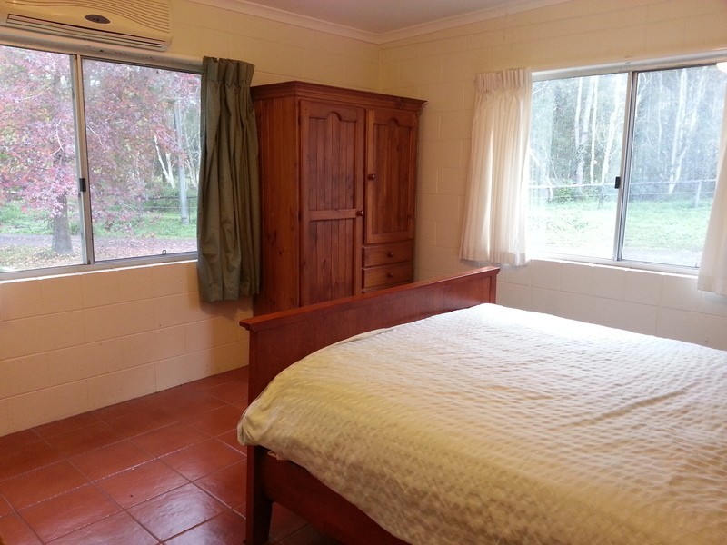 77 Hardwood Road, Landsborough QLD 4550