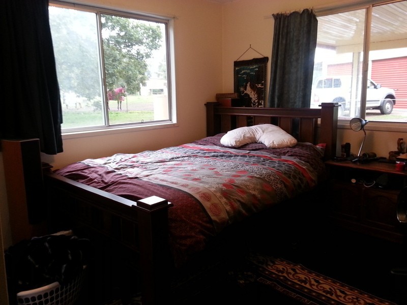 77 Hardwood Road, Landsborough QLD 4550