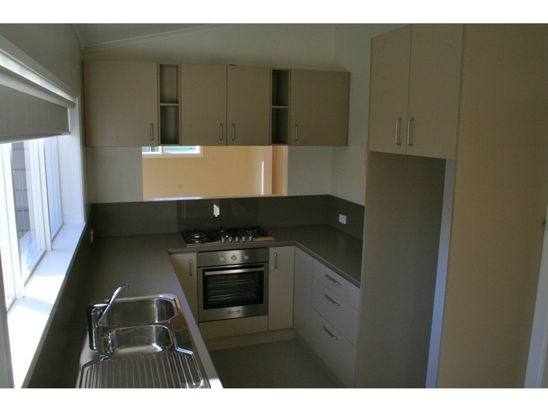 17 Alberry Ave, North Hobart TAS 7000