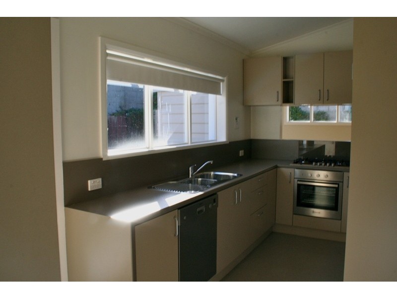 17 Alberry Ave, North Hobart TAS 7000
