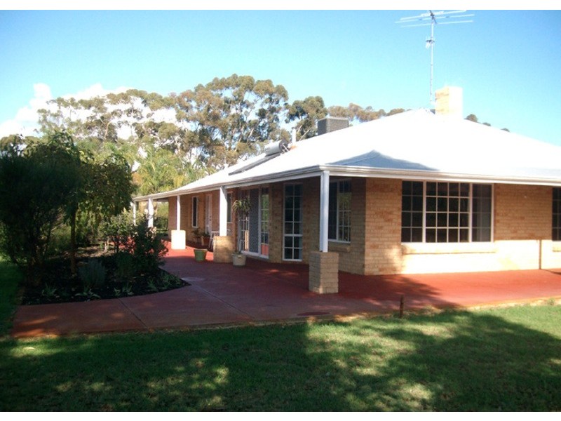 11 Coral Park Drive, North Dandalup WA 6207