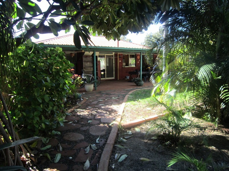 116B Lyndon Crescent, Dampier WA 6713