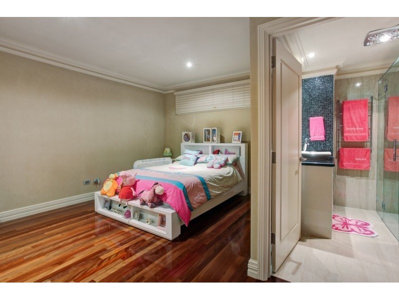 43  Frape avenue, Yokine WA 6060