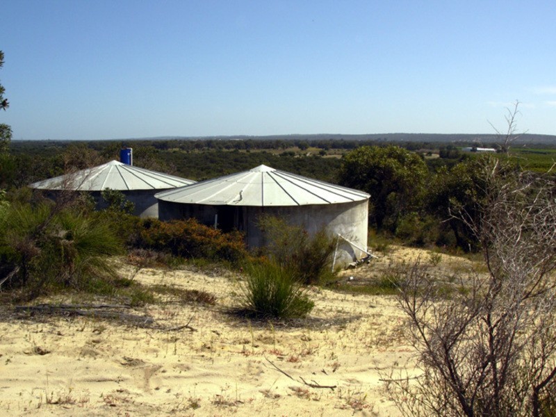 699 Chitna Rd, Neergabby WA 6503