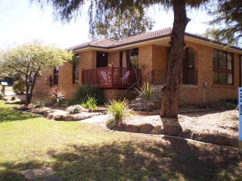 1 Malbec Place, Eschol Park NSW 2558