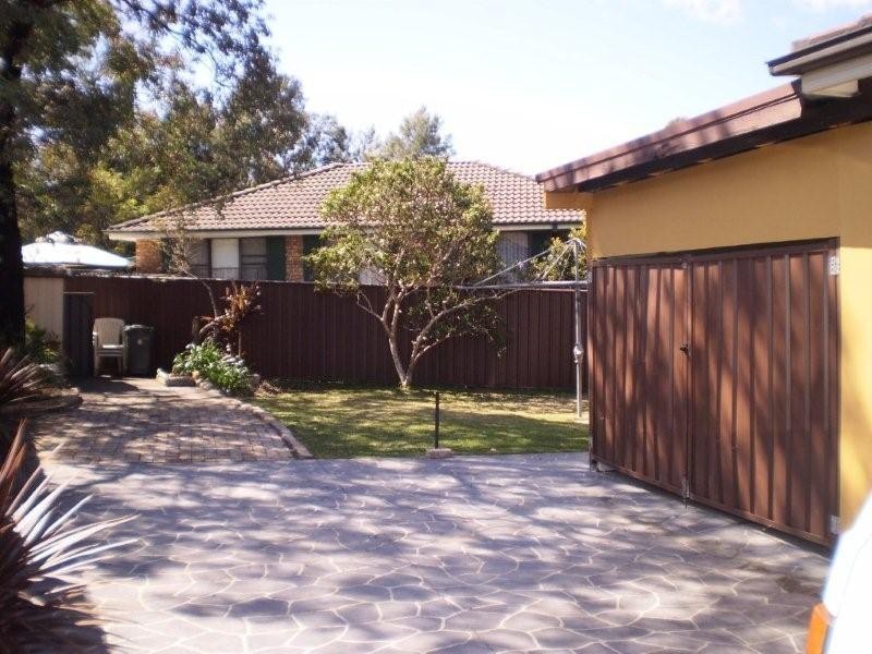 1 Malbec Place, Eschol Park NSW 2558