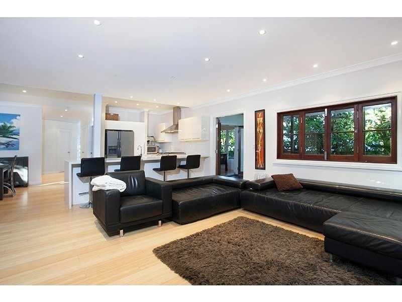 97 Clayton Street, Sandgate QLD 4017