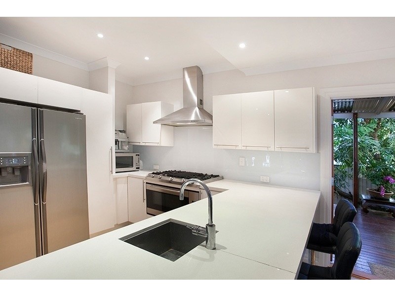 97 Clayton Street, Sandgate QLD 4017