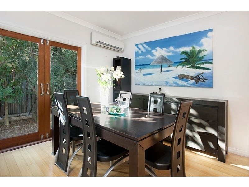 97 Clayton Street, Sandgate QLD 4017