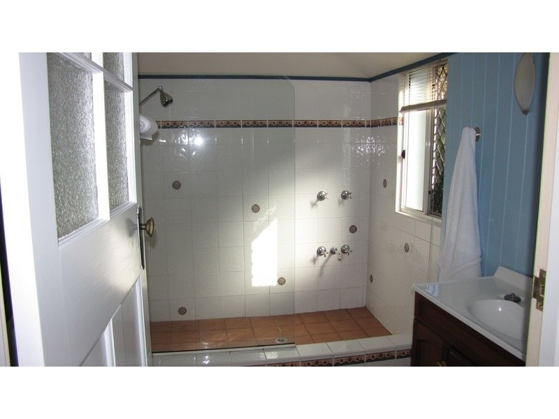 97 Clayton Street, Sandgate QLD 4017