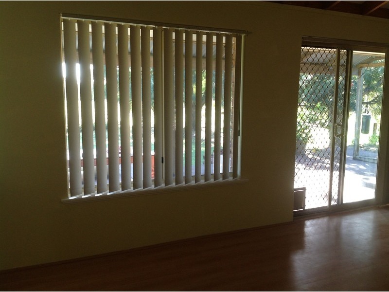 8 Holland St, Coolup WA 6214