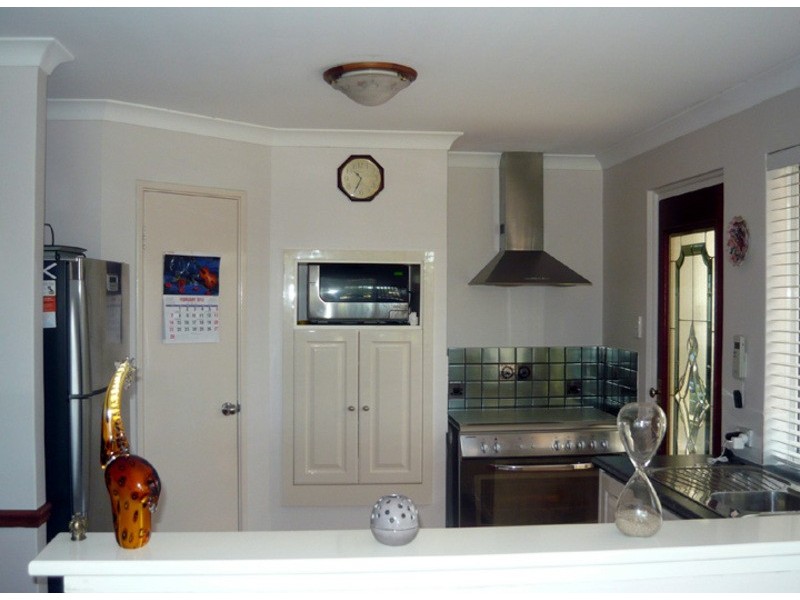 52 La Grange Loop, Currambine WA 6028