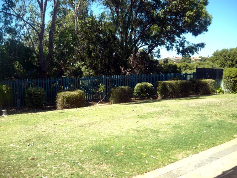 52 La Grange Loop, Currambine WA 6028