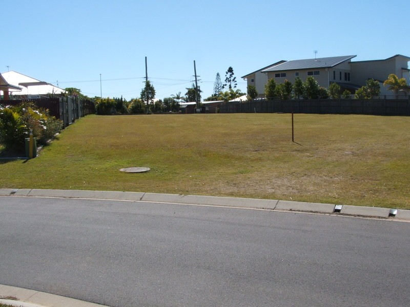 6 Dugong Avenue, Pialba QLD 4655